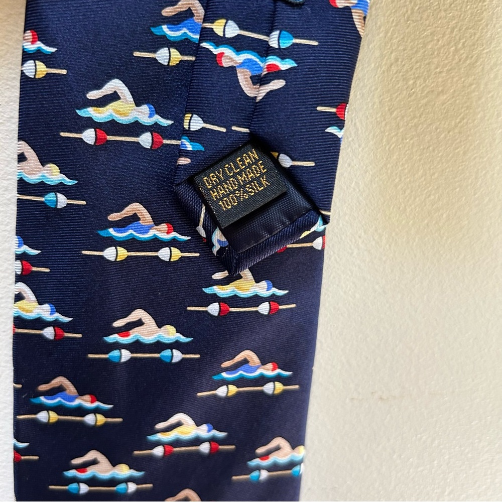 Alynn ~ Eric Hulch for Alynn Handmade Silk Sporty Lap Swimmer Tie - Picture 8 of 11